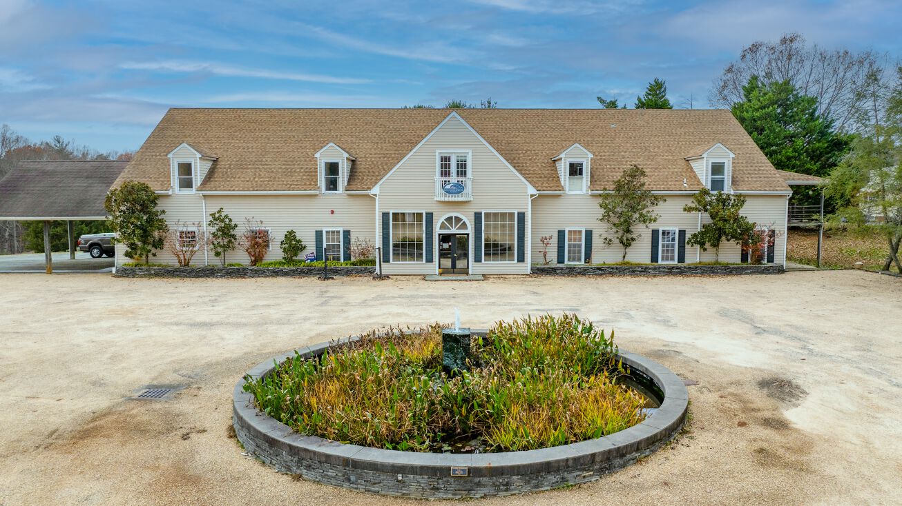 Pictures of Office, Retail property located at 4510 Mockernut Ln, Earlysville, VA 22936 for sales - image #1