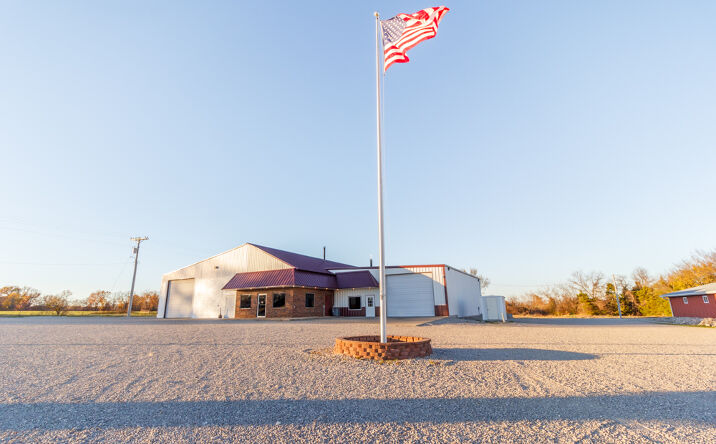 Pictures of Mixed Use, Office, Retail, Special Purpose property located at 19243 EQUESTRIAN RD, LEBANON, MO 65536 for sales - image #1