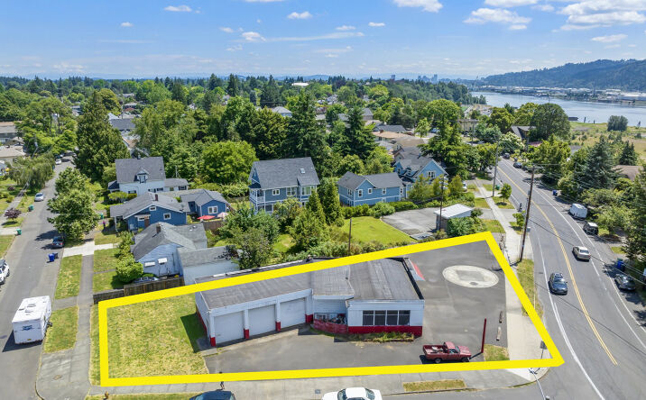 Pictures of Retail, Multifamily, Mixed Use property located at 6845 N Willamette Blvd, Portland, OR 97203 for sales - image #1