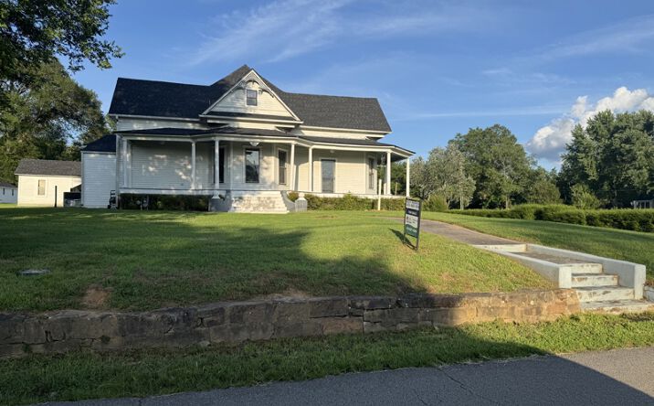 Pictures of Retail, Land property located at 303 Danville Rd, Waldron, AR 72958 for sales - image #1