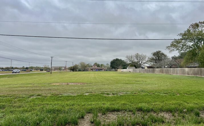 Pictures of Land property located at 0 N Valderas St, Angleton, TX 77515 for sales - image #1