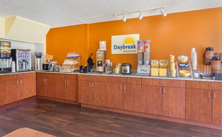 Pictures of Hospitality property located at 551 FL-44, Wildwood, FL 34785 for sales - image #1