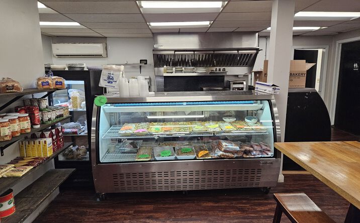 Pictures of Retail property located at 108 Main St, Middlefield, CT 06481 for sales - image #1