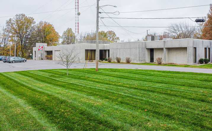 Pictures of Industrial, Office, Retail property located at 100 Television Ln, Paducah, KY 42003 for sales - image #1