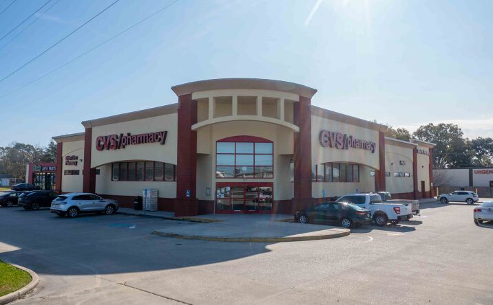 Pictures of Retail property located at 111 Westgate Rd, Lafayette, LA 70506 for sales - image #1