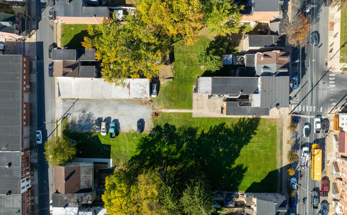 Pictures of Multifamily property located at 624 S Queen Street, Lancaster, PA 17603 for sales - image #1