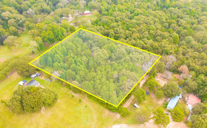 Pictures of Land property located at L04 Turner Circle, Tyler, TX 75704 for sales - image #1