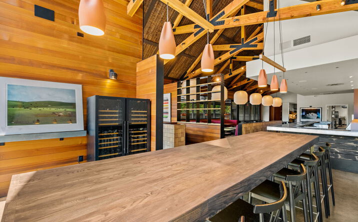Pictures of Retail property located at 2708 E Cesar Chavez St, Austin, TX 78702 for sales - image #1