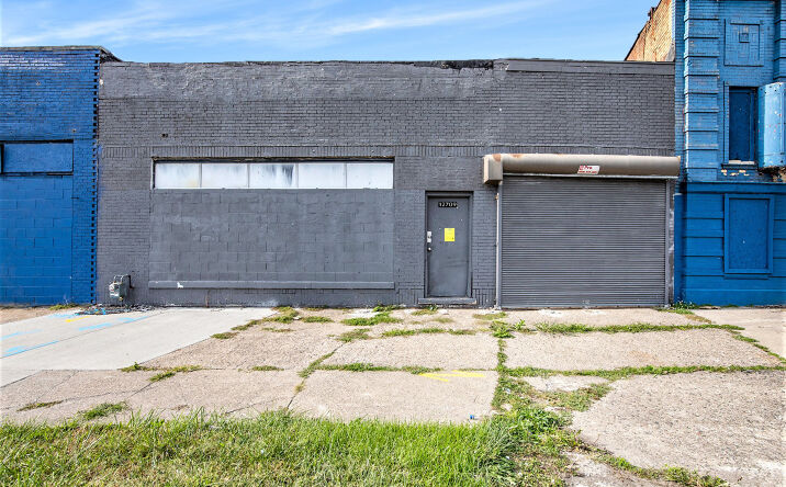 Pictures of Retail, Industrial, Mixed Use, Self Storage property located at 12709 Gratiot Ave, Detroit, MI 48205 for sales - image #1