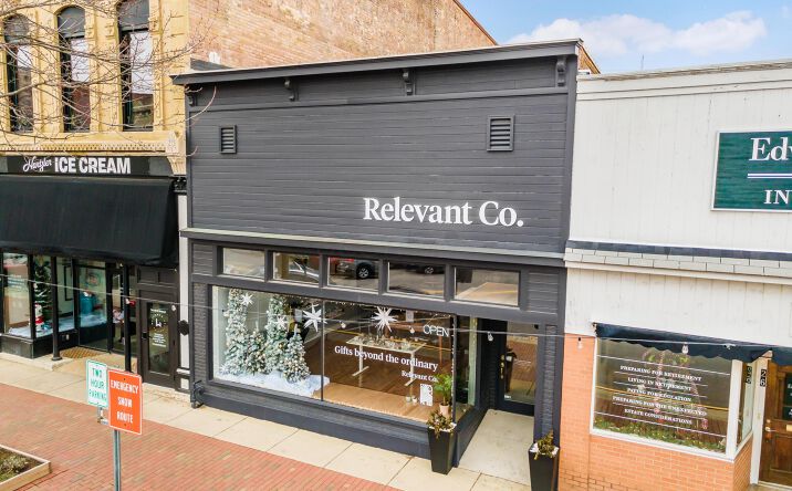 Pictures of Retail, Office property located at 24 S Main Street, London, OH 43140 for sales - image #1