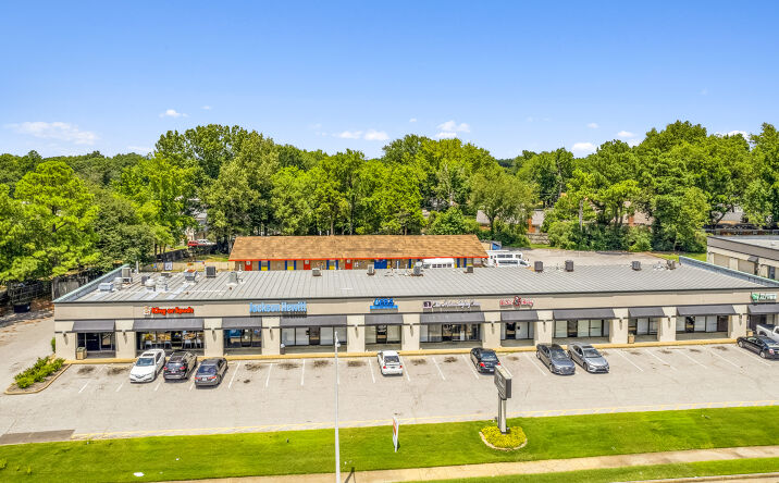 Pictures of Retail property located at 5400 Knight Arnold Rd, Memphis, TN 38115 for sales - image #1
