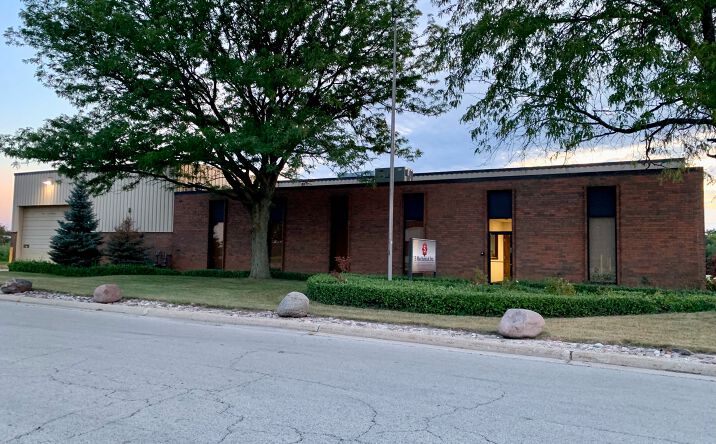 Pictures of Industrial property located at 16420 Kilbourn Ave, Oak Forest, IL 60452 for sales - image #1