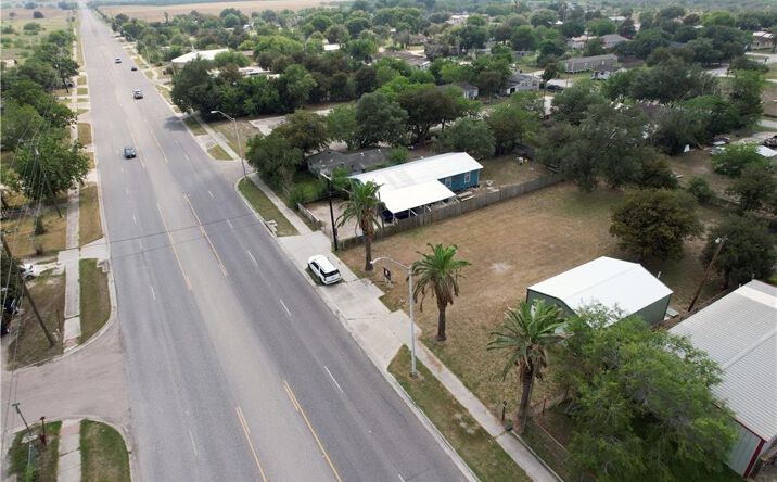 Pictures of Industrial, Mixed Use, Retail property located at 908 TX-359, Mathis, TX 78368 for sales - image #1