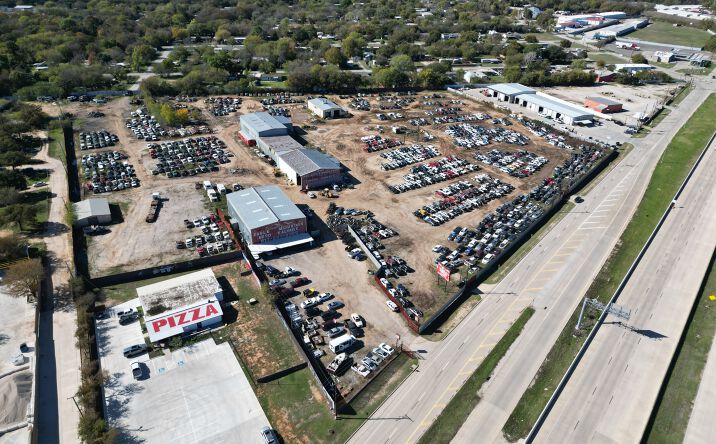 Pictures of Industrial property located at 9901 Jacksboro Hwy, Fort Worth, TX 76135 for sales - image #1