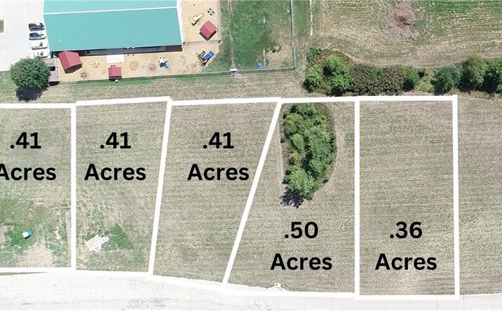 Pictures of Land property located at 1 Acre Lot Stonebridge Lane N/A, Smithville, MO 64089 for sales - image #1