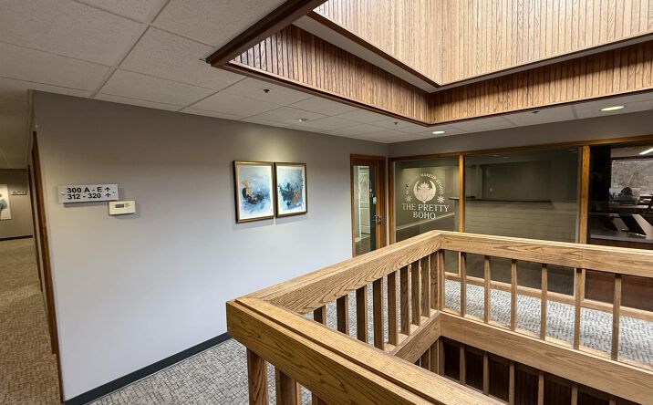Pictures of Office property located at 1919 S 40th St, Lincoln, NE 68506 for comps - image #1