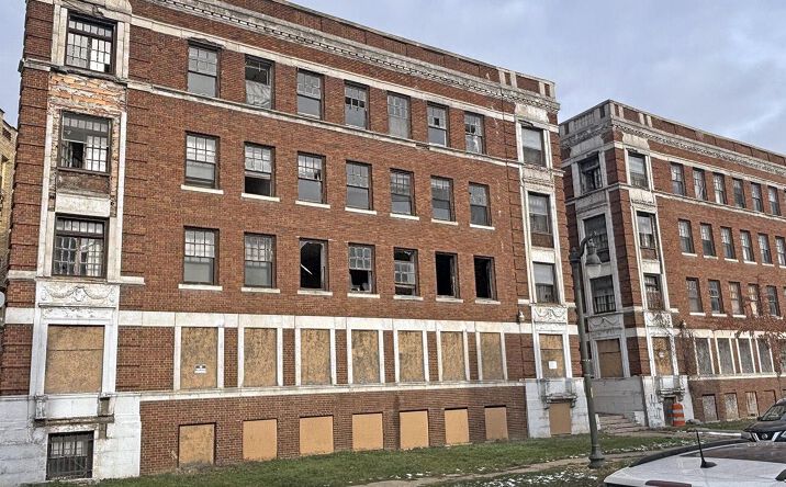 Pictures of Multifamily property located at 250 Merton Rd, Highland Park, MI 48203 for sales - image #1