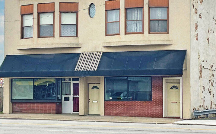 Pictures of Retail property located at 125 N Main St, Elkhart, IN 46516 for sales - image #1