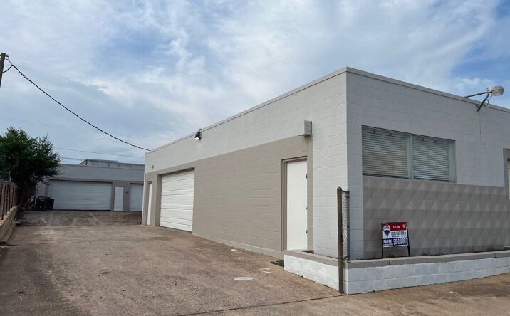 Pictures of Mixed Use, Special Purpose property located at 2013 NW Hoover Ave, Lawton, OK 73507 for sales - image #1