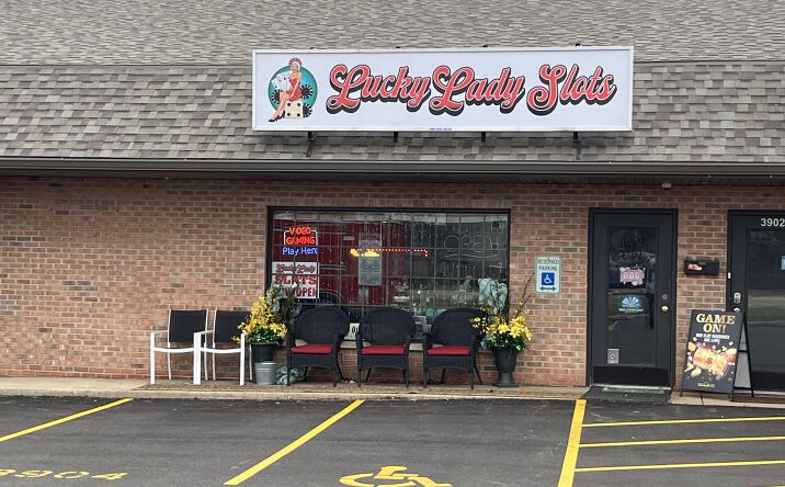 Pictures of Retail property located at 3904 Turner Ave, Plano, IL 60545 for sales - image #1