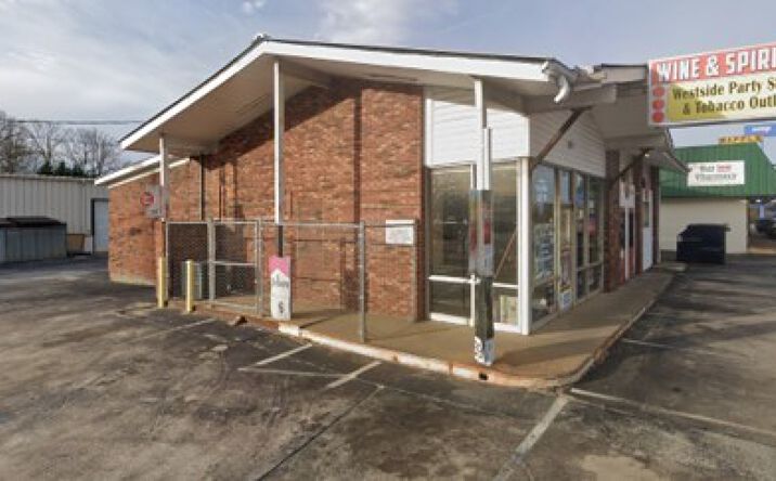 Pictures of Retail property located at 8003 Warren H Abernathy Hwy, Spartanburg, SC 29301 for sales - image #1