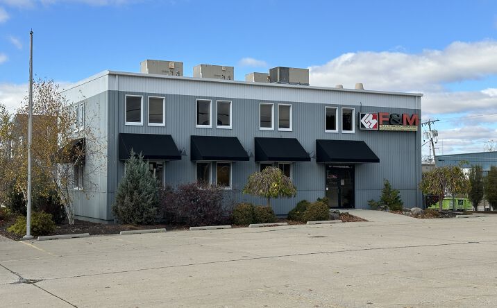 Pictures of Industrial property located at 137 Chambeau Rd, Fort Wayne, IN 46805 for sales - image #1