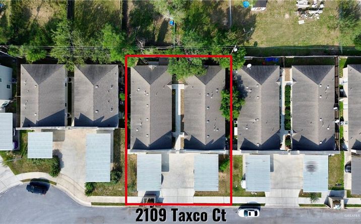 Pictures of Multifamily property located at 2109 Taxco Court, Edinburg, TX 78542 for sales - image #1