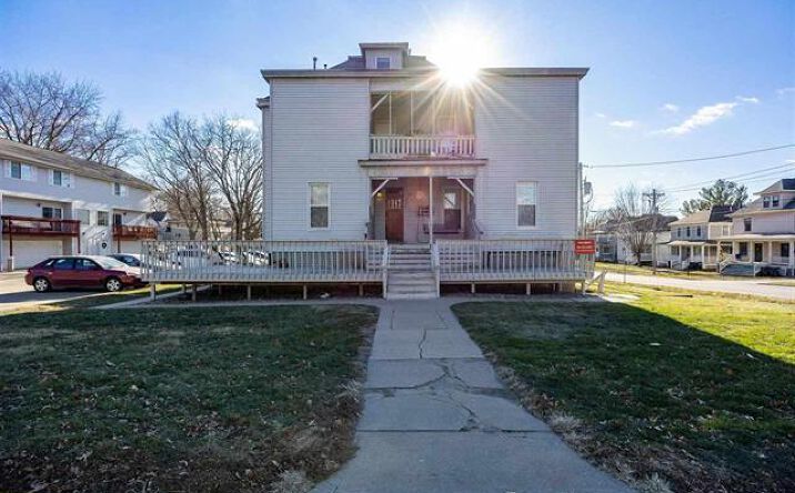 Pictures of Multifamily property located at 711 E Burlington St, Iowa City, IA 52240 for sales - image #1