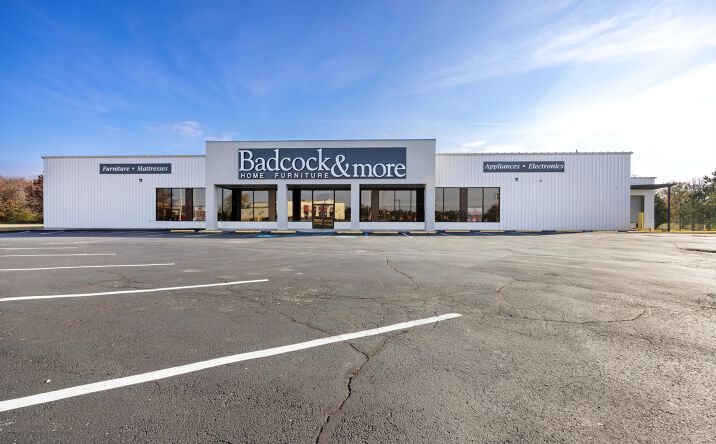Pictures of Mixed Use, Office, Retail property located at 2217 Battlefield Pkwy, Fort Oglethorpe, GA 30742 for sales - image #1