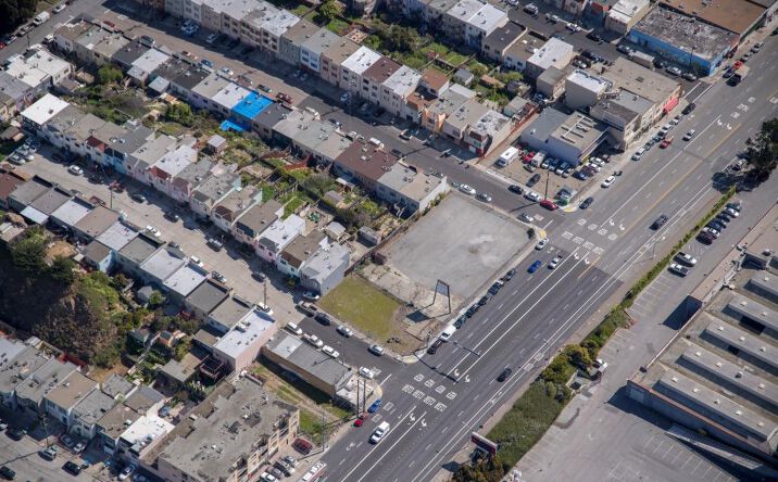 Pictures of Land property located at 2321 Geneva Ave, Daly City, CA 94014 for sales - image #1