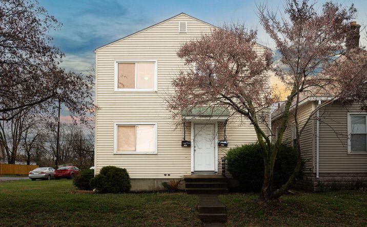Pictures of Multifamily property located at 2822 E 5th Avenue, Columbus, OH 43219 for sales - image #1