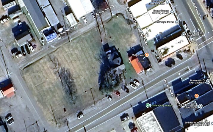 Pictures of Land property located at 101 Cumberland St, Ashland City, TN 37015 for sales - image #1