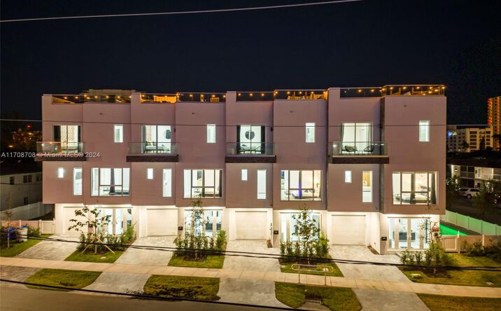 Pictures of Multifamily property located at 1000-1006 N riverside dr, Pompano Beach, FL 33062 for sales - image #1