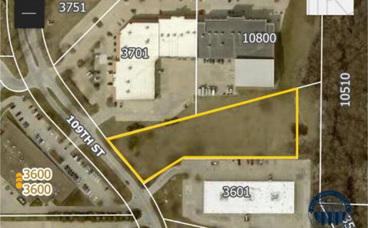 Pictures of Land property located at 3613 109th St, Urbandale, IA 50322 for sales - image #1