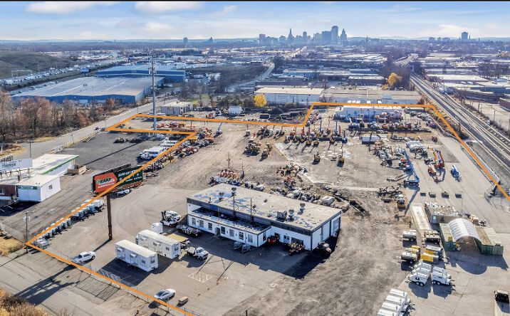 Pictures of Industrial property located at 317-321 W Service Rd, Hartford, CT 06120 for sales - image #1