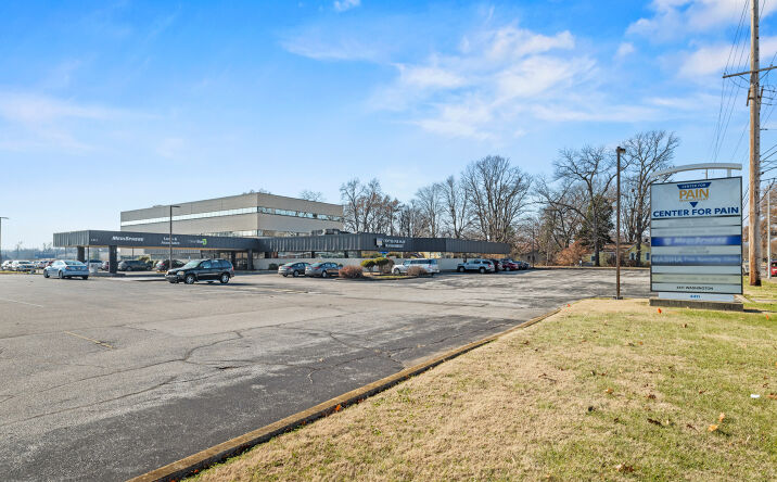Pictures of Office property located at 4411 Washington Ave, Evansville, IN 47715 for sales - image #1