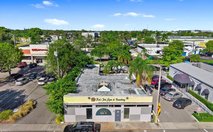 Pictures of Mixed Use, Office, Retail, Special Purpose property located at 609 NE 127th St, North Miami, FL 33161 for sales - image #1