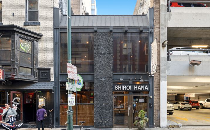 Pictures of Retail property located at 222 S 15th St, Philadelphia, PA 19102 for sales - image #1