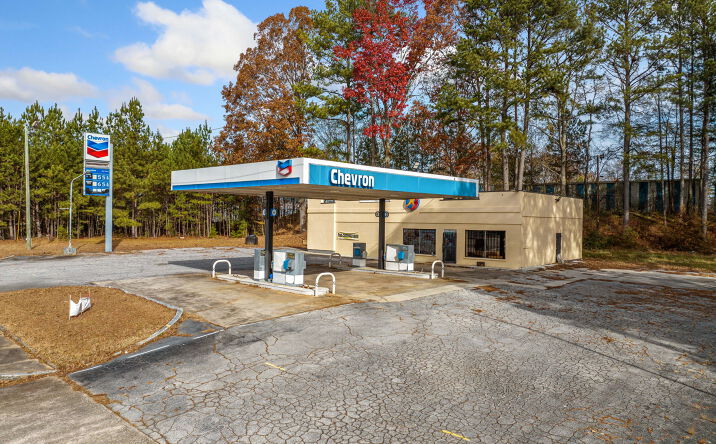 Pictures of Mixed Use, Retail, Special Purpose property located at 39 Mize Rd, Toccoa, GA 30577 for sales - image #1