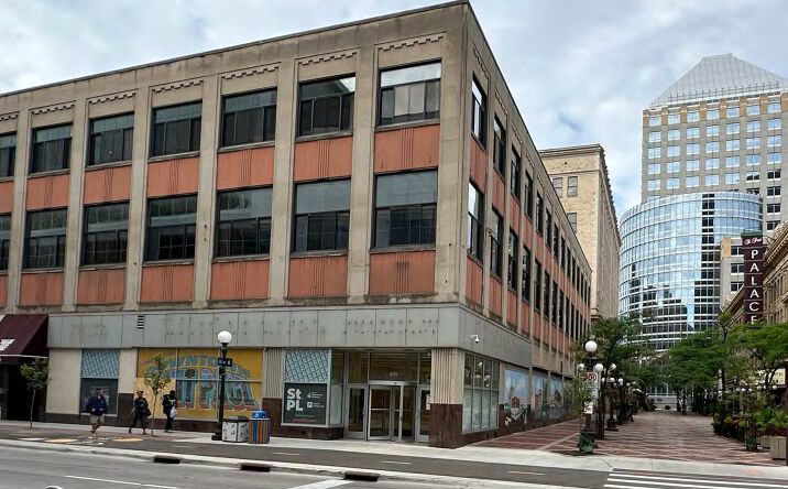 Pictures of Retail, Office property located at 421 Wabasha St N, Saint Paul, MN 55102 for sales - image #1