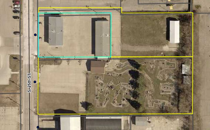 Pictures of Land property located at 533 S 25th St, Fort Dodge, IA 50501 for sales - image #1