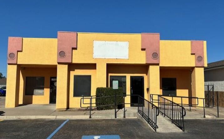 Pictures of Office property located at 220 W Hillside Rd, LAREDO, TX 78041 for sales - image #1