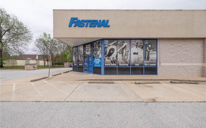 Pictures of Retail, Land property located at 796 S School Street, Fayetteville, AR 72701 for sales - image #1