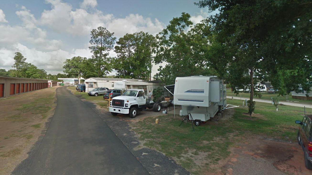 Pictures of Mixed Use, Self Storage property located at 5665 US-90, Theodore, AL 36582 for sales - image #1