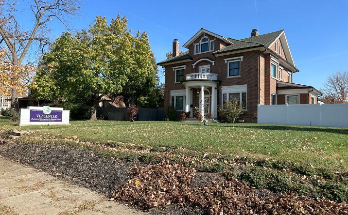 Pictures of Hospitality, Mixed Use, Office property located at 3755 N Washington Blvd, Indianapolis, IN 46205 for sales - image #1