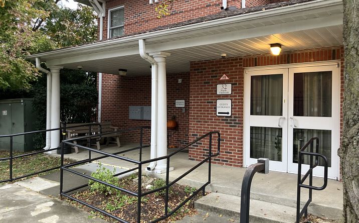 Pictures of Multifamily property located at 32 N Claybrook St, Memphis, TN 38104 for sales - image #1
