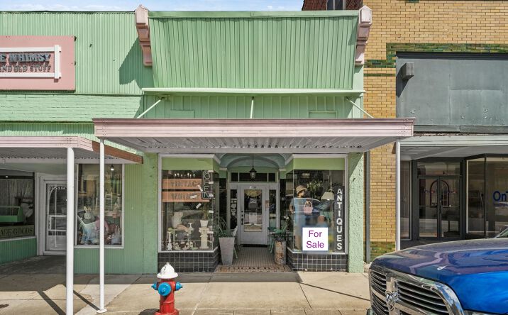 Pictures of Mixed Use, Office, Retail property located at 520 S Main St, Springfield, TN 37172 for sales - image #1