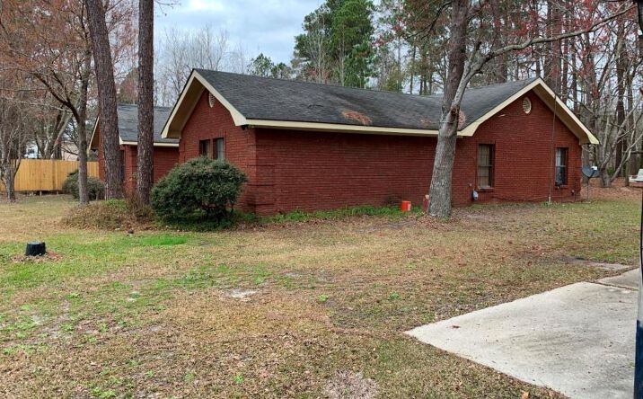 Pictures of Retail property located at 1296 Millen Hwy, Sylvania, GA 30467 for sales - image #1
