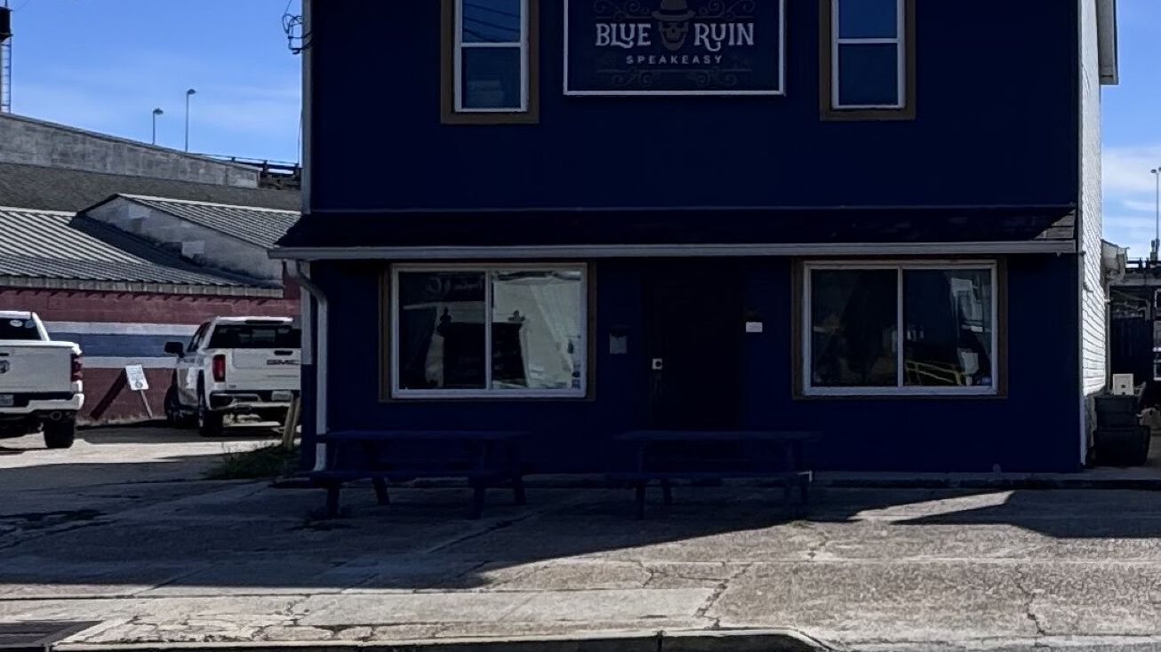 Pictures of Retail property located at 3224 Metairie Rd, Metairie, LA 70001 for sales - image #1