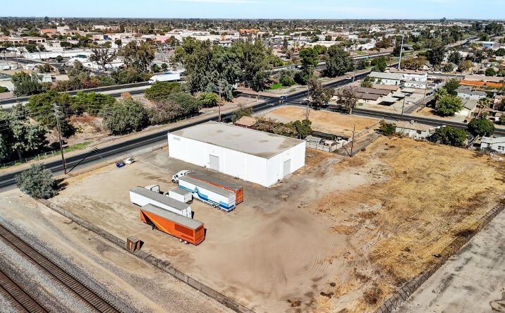Pictures of Industrial property located at 415 W 3rd St, Hanford, CA 93230 for sales - image #1